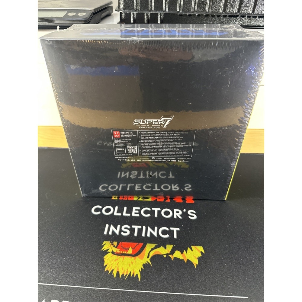 Super7 Toho Godzilla Wave 09 Shogun V3 Blind Box Full Sealed Case 12ct ReAction - Picture 5 of 7